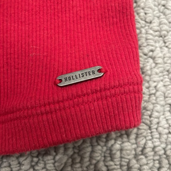 tie front red crop top - Picture 5 of 5